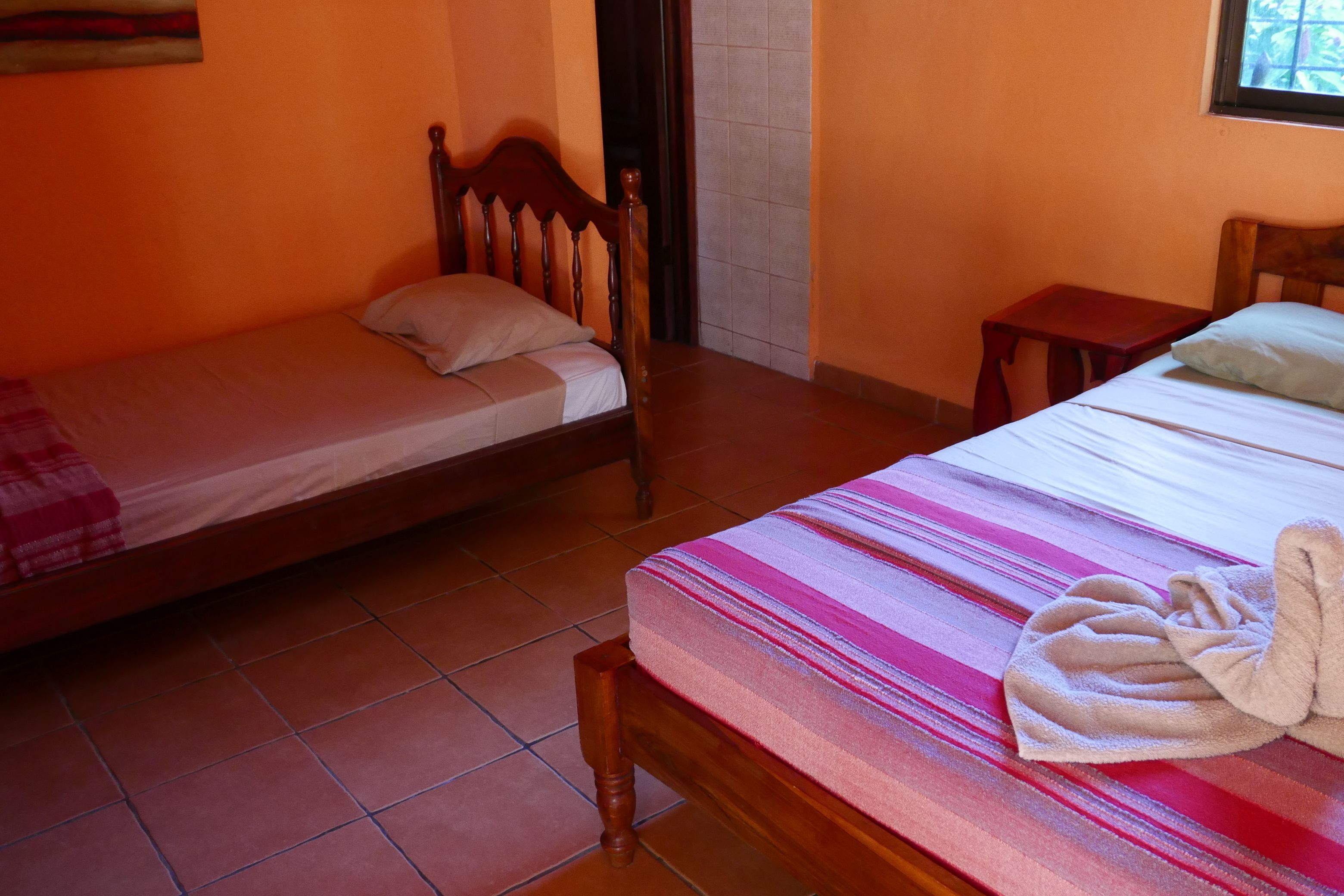 deluxe triple room, private bathroom | 1 bedroom, free wifi, bed sheets