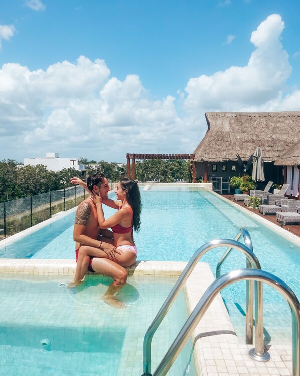 屋外プール、サンラウンジャー