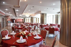 Free daily buffet breakfast  - Lacin Park (Ankara)
