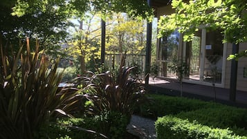 Guestroom, 1 Bedroom | Garden