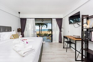 Superior Double Room Sea View | 高档床上用品、羽绒被、迷你吧、客房内保险箱