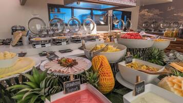Daily buffet breakfast for a fee