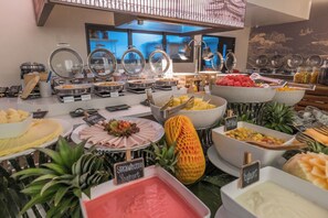 Dagelijks ontbijtbuffet (toeslag)