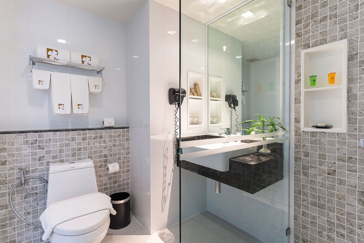 free toiletries, hair dryer, bathrobes, slippers