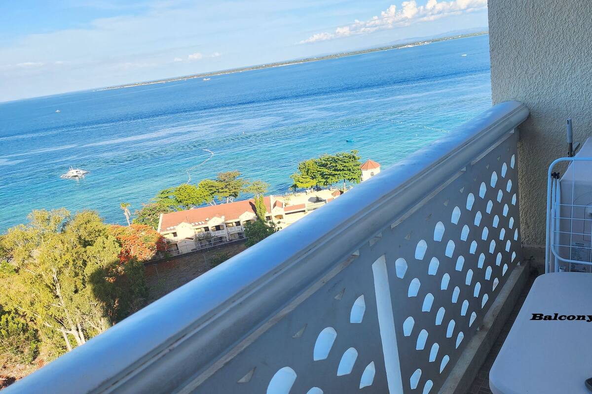 Family Condo, 2 Bedrooms, Ocean View, Beachfront | Terrace/patio