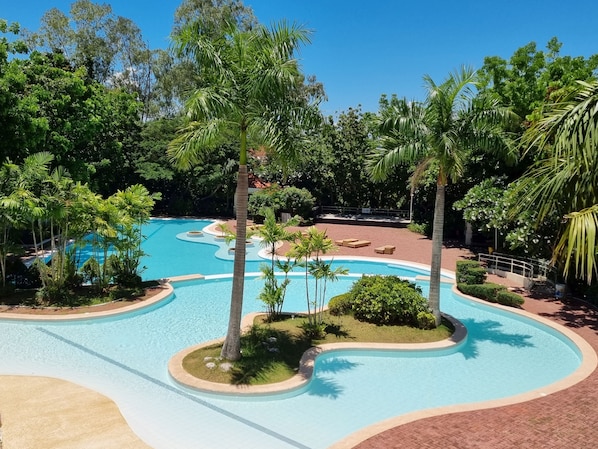 Family Condo, 2 Bedrooms, Ocean View, Beachfront | Teres/patio
