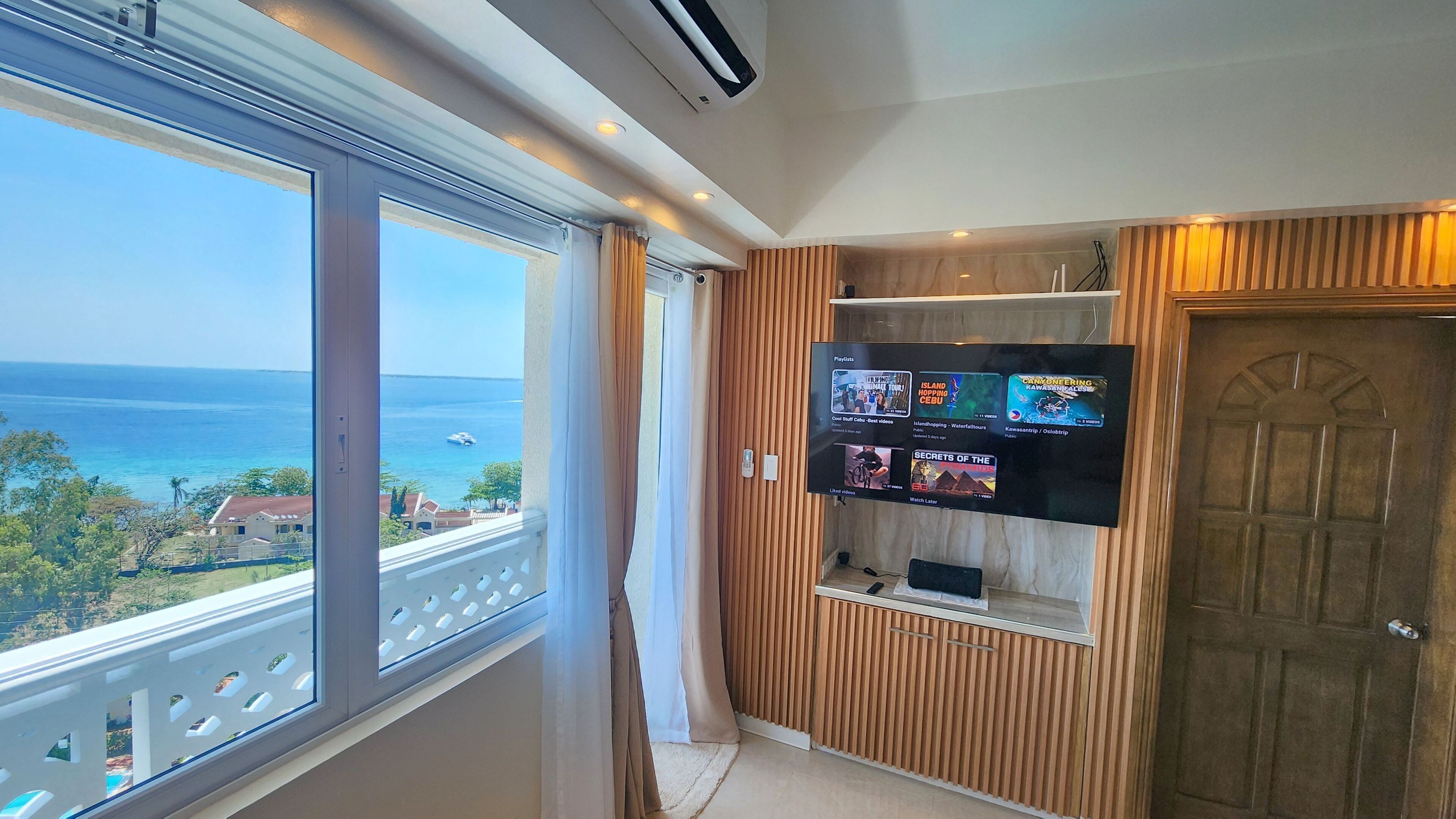 2 dormitorios, edredones de plumas, caja fuerte y decoración individual