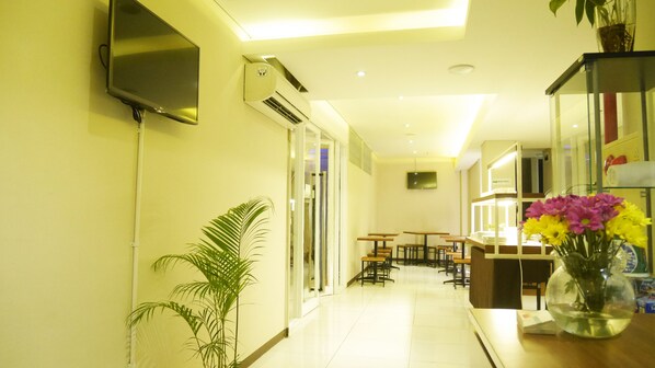 Hall