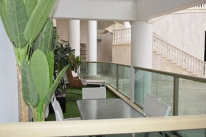Appartement, 2 chambres, accessible aux personnes à mobilité réduite | Terrasse/patio