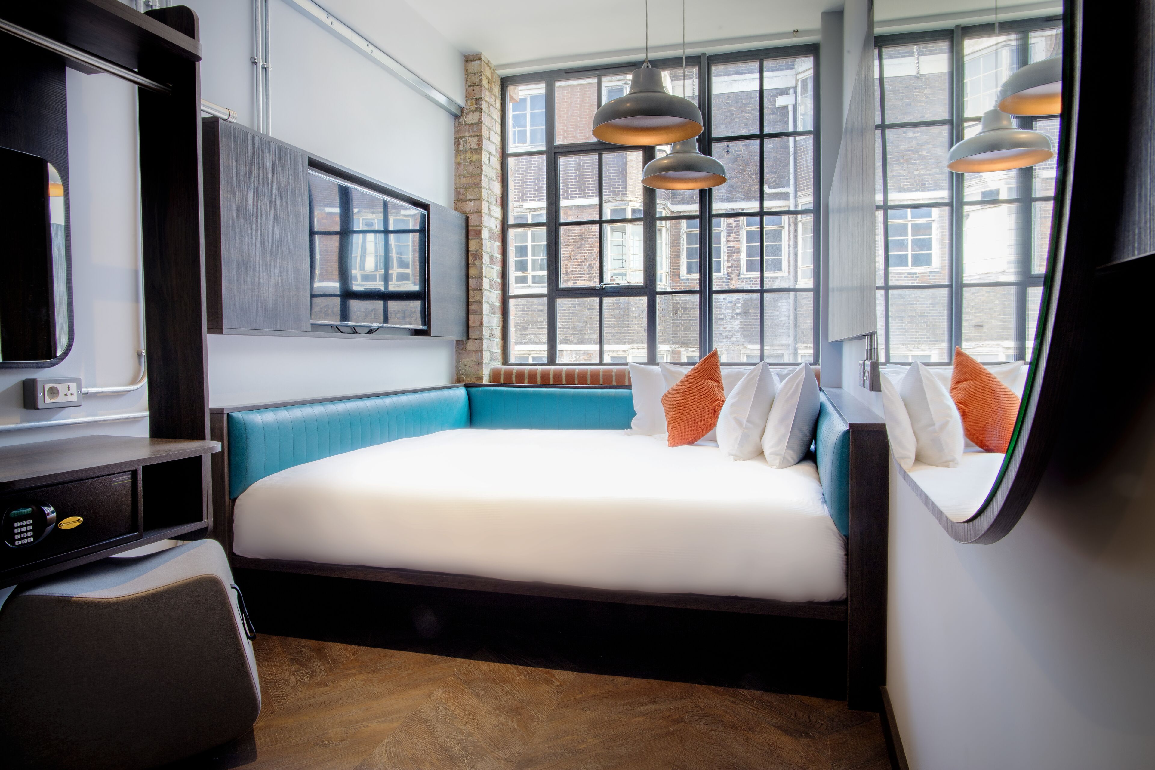 warehouse x | hypo-allergenic bedding, in-room safe, desk, laptop workspace