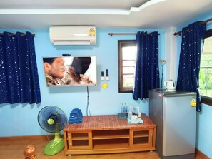 Bungalow for 2 People | Escritorio y wifi gratis