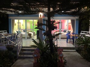 Kaewjaojom 1,2 | Escritorio y wifi gratis