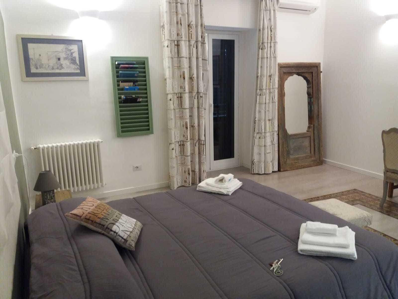 Photo - Ad Hoc Rooms