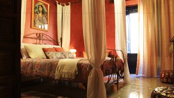 Romantic Apartment, 2 Bedrooms, City View | 2 bedrooms, premium bedding, in-room safe, desk