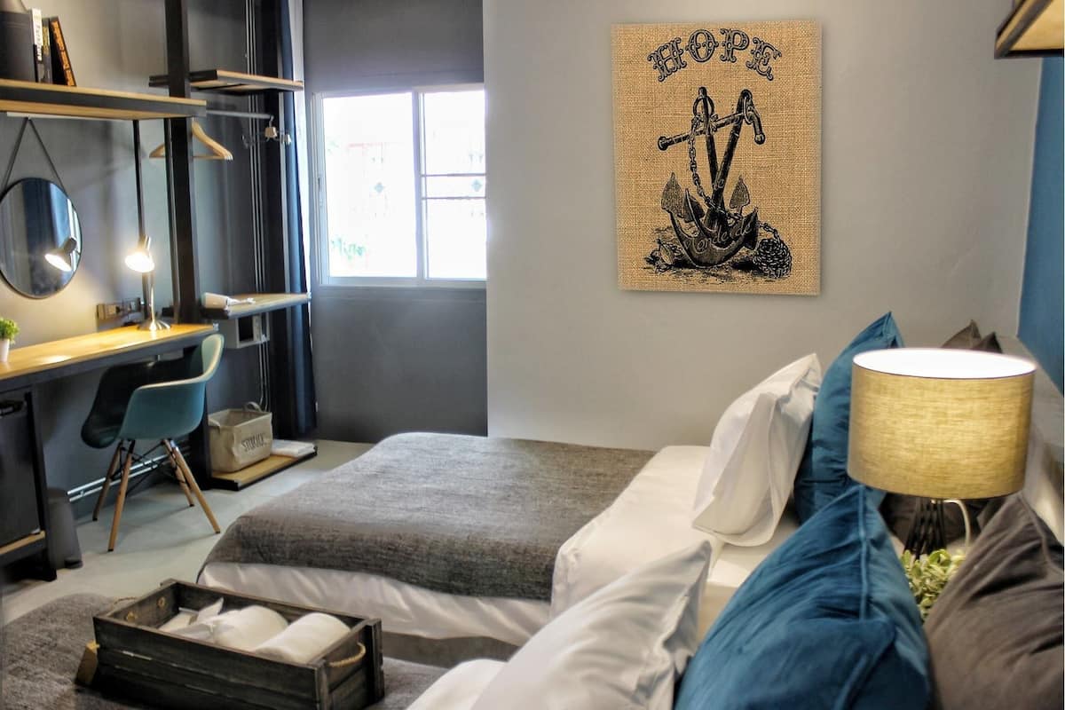 Superior Double or Twin Room, 2 Twin Beds | Minibar, in-room safe, free WiFi, bed sheets