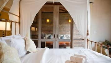 Duplex Suite  | Premium bedding, in-room safe, free WiFi