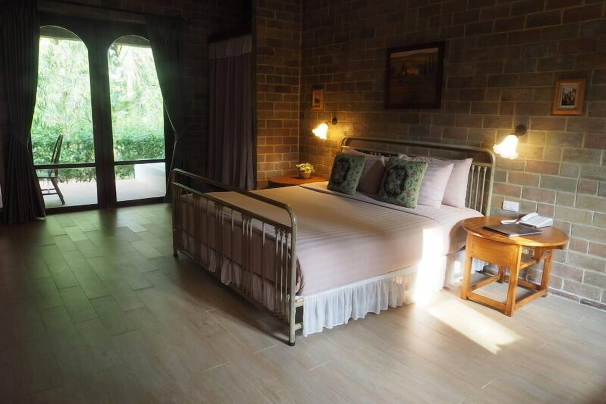 garden suite | premium bedding, in-room safe, free wifi