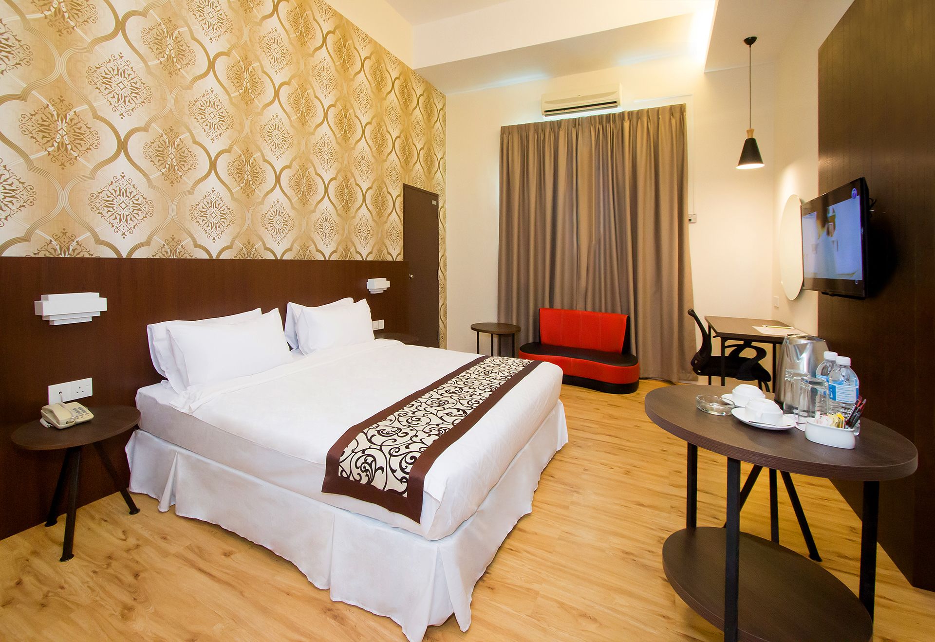 Kamar Double Deluks, 1 Tempat Tidur King, Bebas Asap Rokok | Seprai katun Mesir, seprai premium, selimut bulu angsa, dan meja kerja