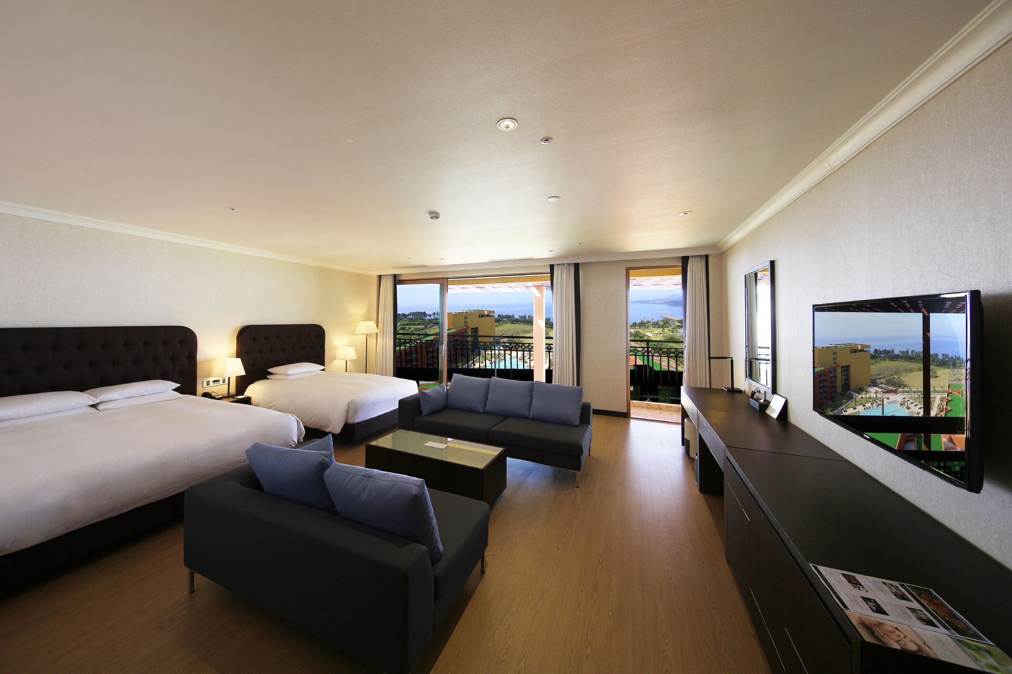 blackout curtains, rollaway beds, free wifi