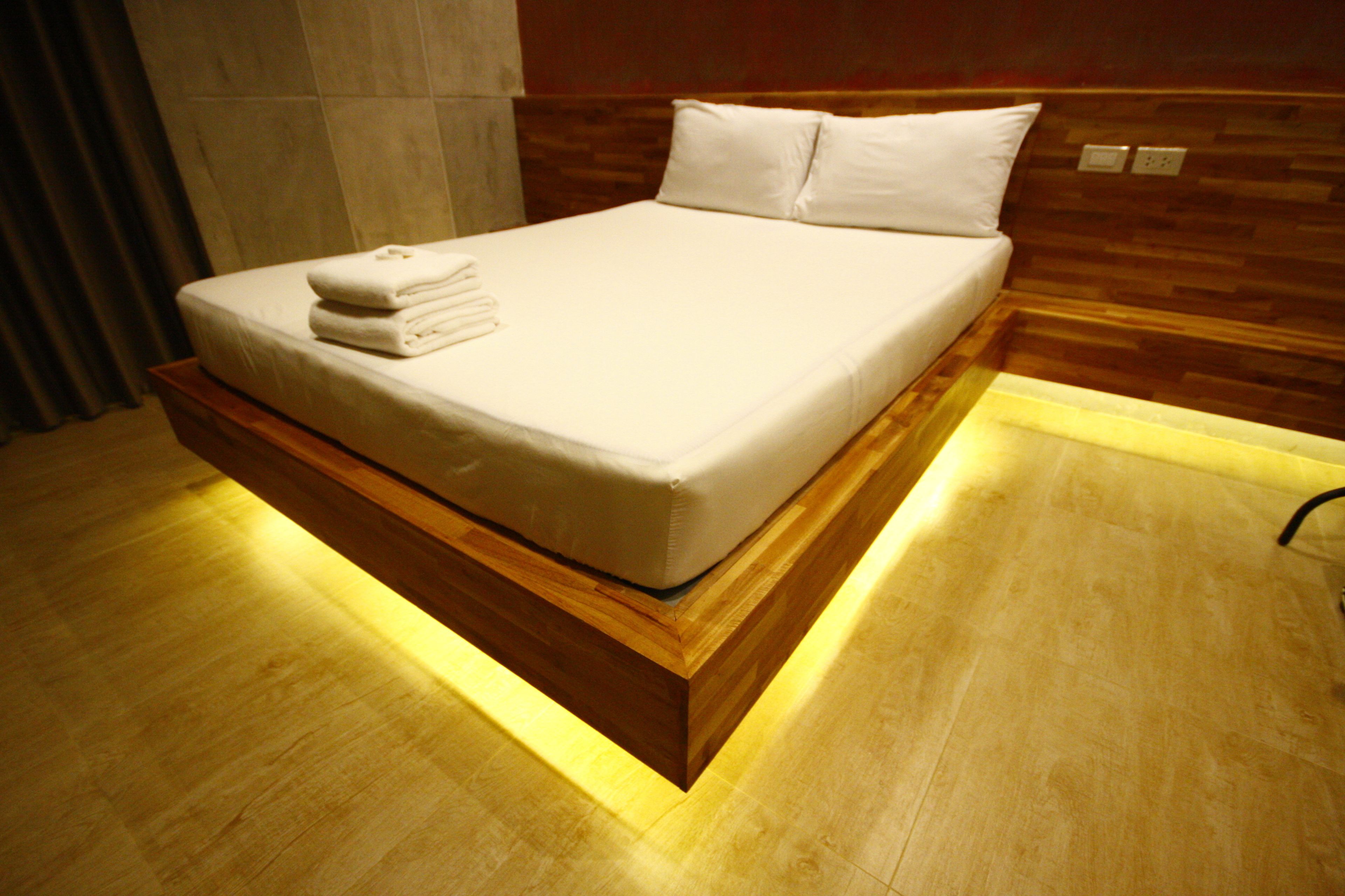 standard room | desk, blackout curtains, free wifi