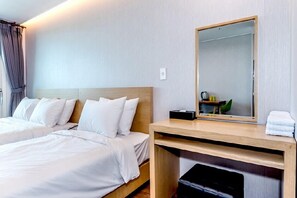 Premium bedding, down comforters, Select Comfort beds