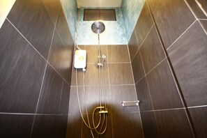 2 Bedrooms | Bathroom shower - Samed Motage (Rayong)