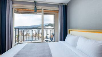 Luxury Villa, 3 Bedrooms, Private Bathroom, Mezzanine