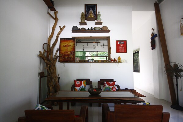 Apartment  | Restauration dans la chambre