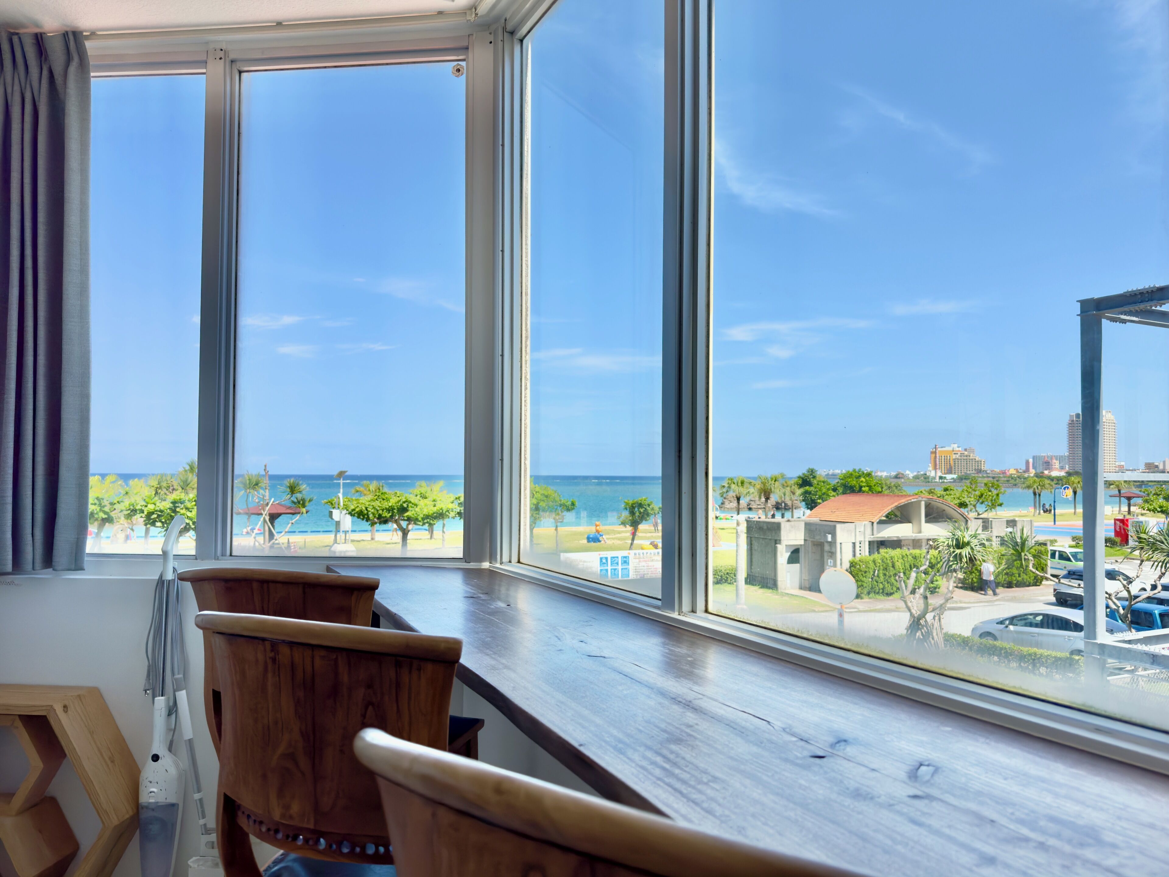 Superior Studio Suite, Ocean View, Beachfront | In-room safe, individually decorated, individually furnished