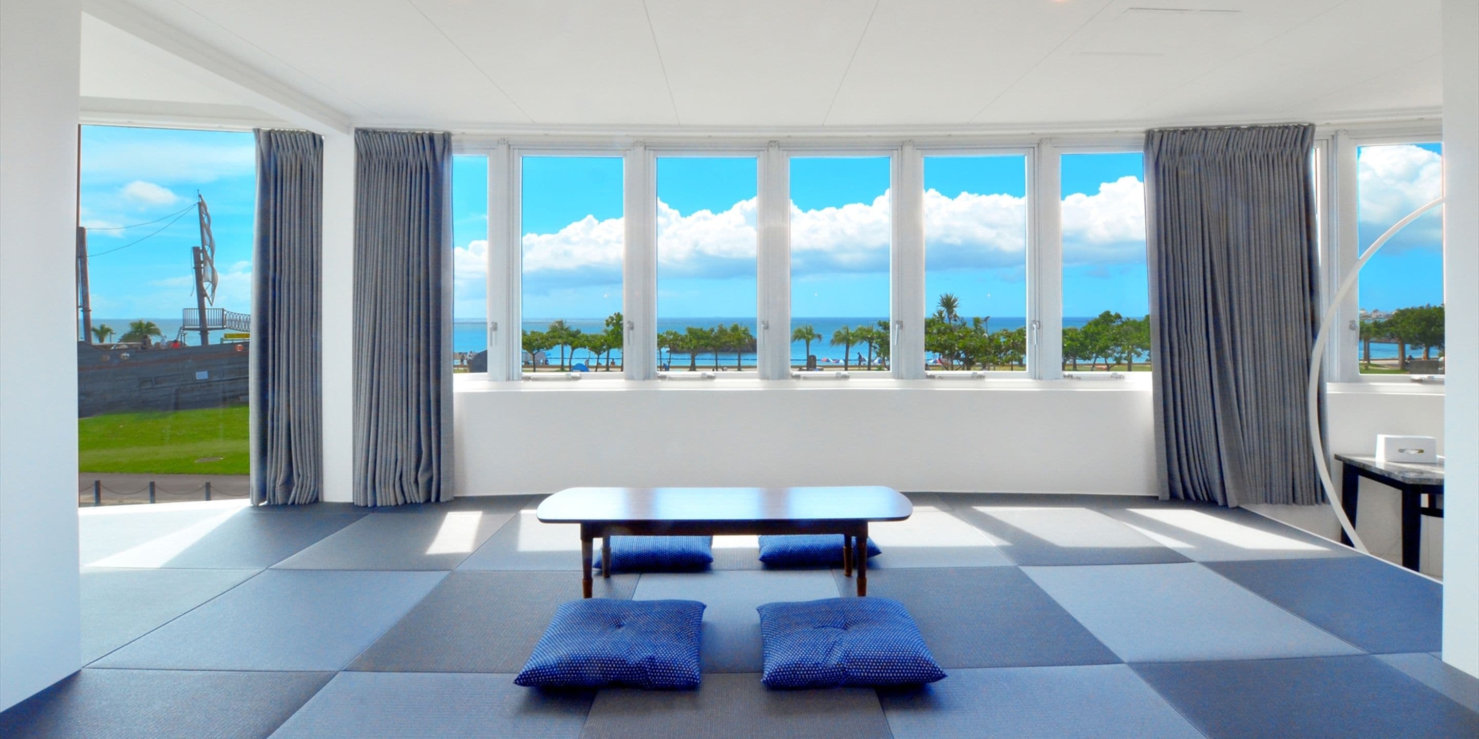 Superior Studio Suite, Ocean View, Beachfront | In-room safe, individually decorated, individually furnished