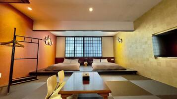 Individually decorated, individually furnished, soundproofing, free WiFi