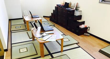 81's Inn Hakata - Hostel