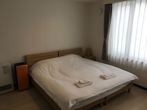 In-room safe, desk, blackout drapes, soundproofing - Sora I (Furano)