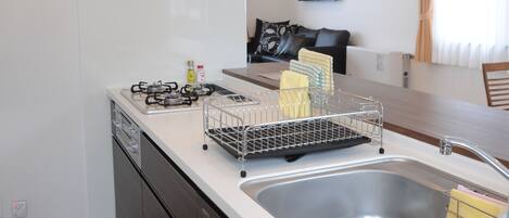 House, 2 Bedrooms, Non Smoking | Private kitchen