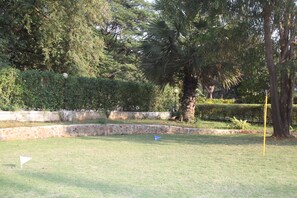 Mini-golf - Chene Creek Resort (Thane)