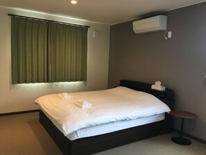 하우스 | 4 개의 침실, 방음 설비, 다리미/다리미판, 유아용 침대