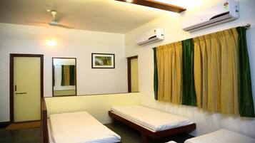 Deluxe AC Room | Desk, rollaway beds, free WiFi