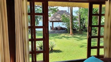 Villa Tunjung | Garden view
