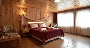 Deluxe Bungalow | Desk, rollaway beds, free WiFi - Sandal Otel (Yomra)