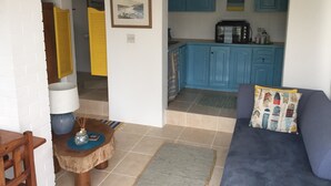Cottage, Pool View | Living area | 60-cm LCD TV with cable channels, TV - 74 Northway (Durban North)