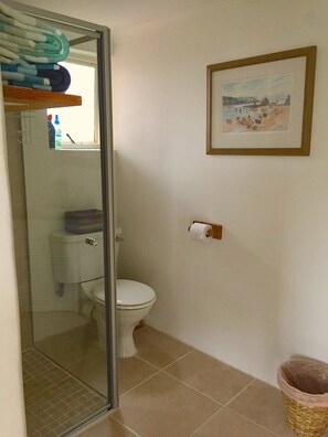 Cottage, Pool View | Bathroom