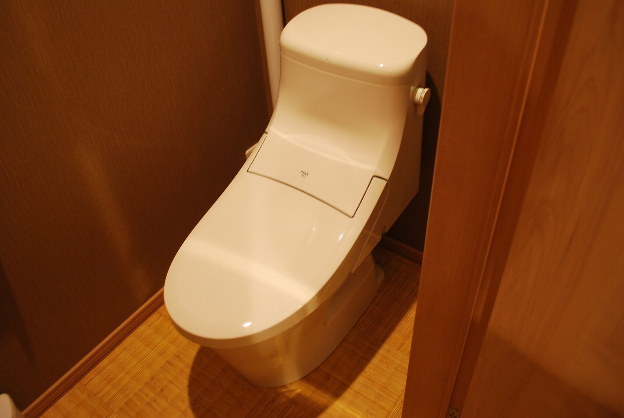 down duvets, free wifi, bed sheets