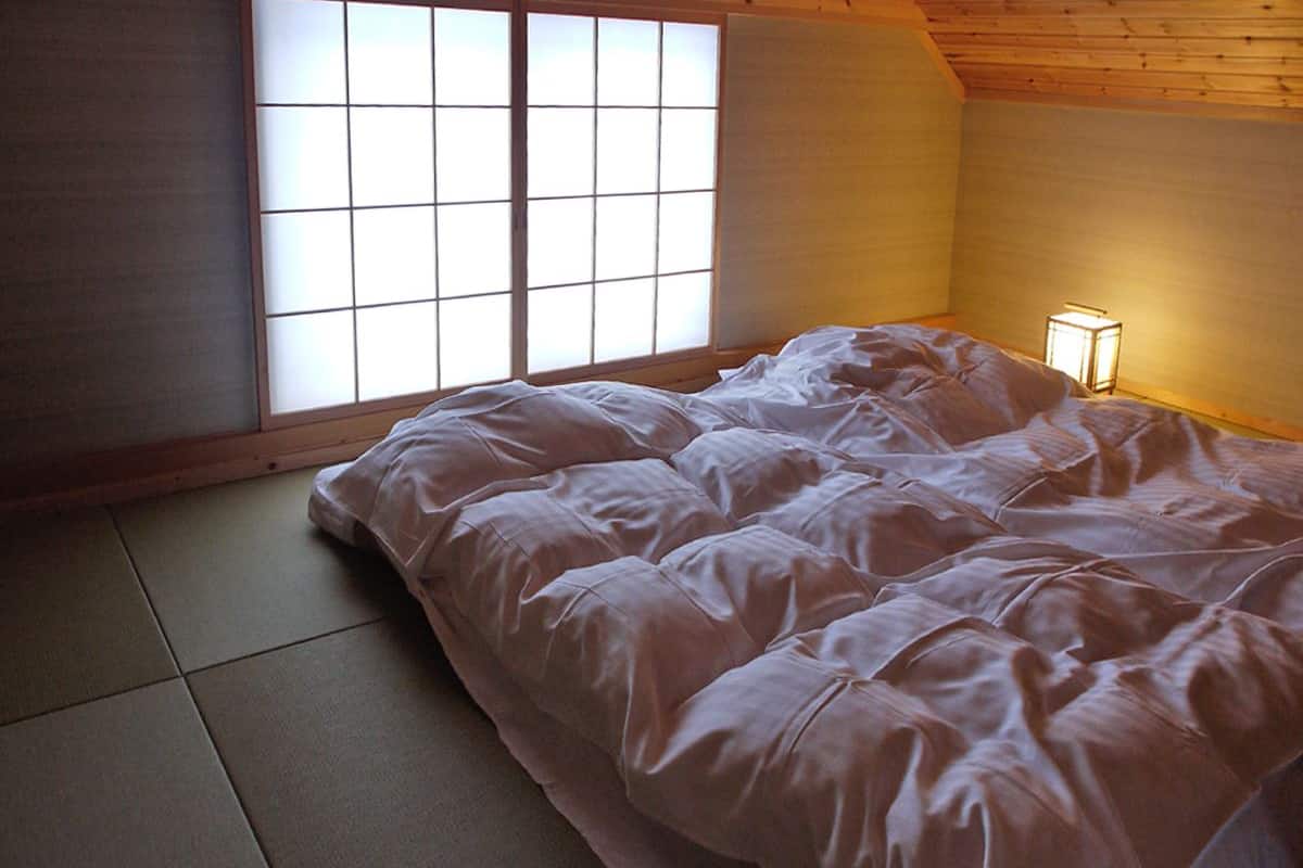 down duvets, free wifi, bed sheets