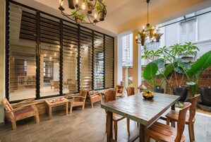 Free daily local cuisine breakfast 