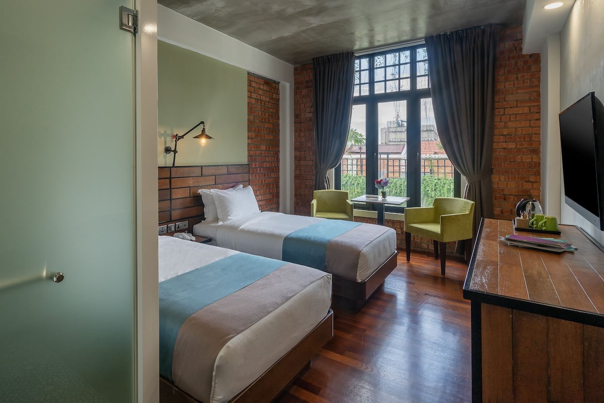 Deluxe-Zweibettzimmer, 2 Einzelbetten, Nichtraucher, Badewanne