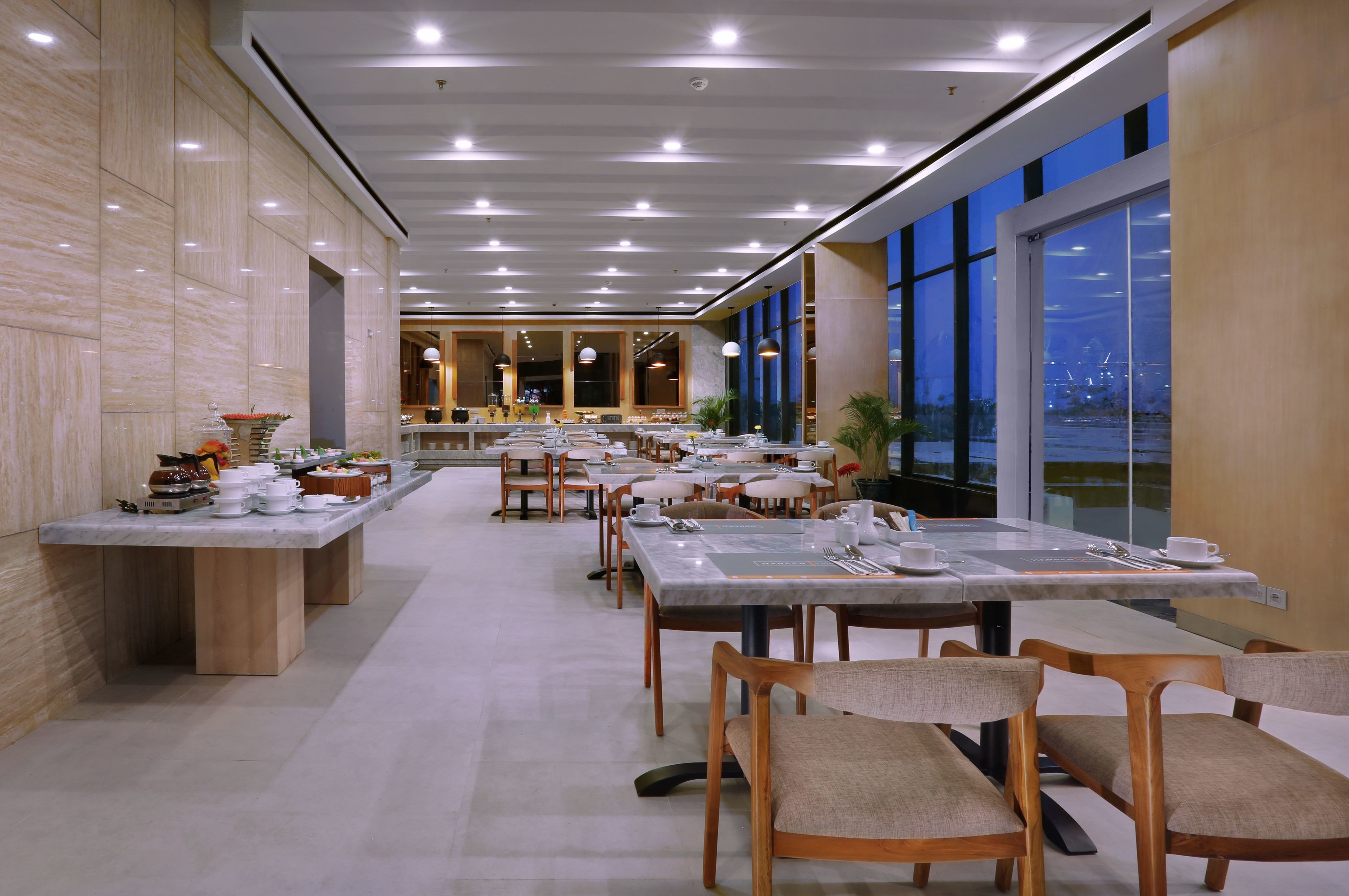 breakfast, lunch and dinner served