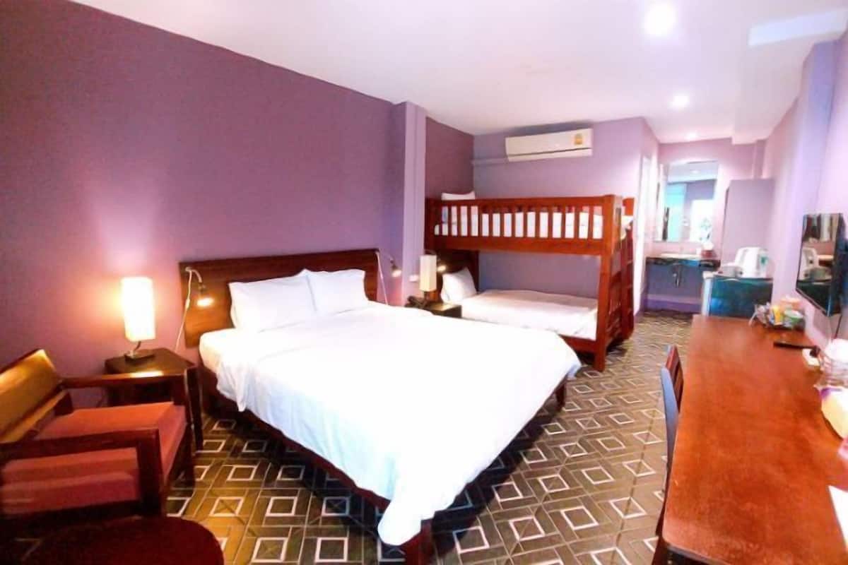 Free minibar items, free WiFi