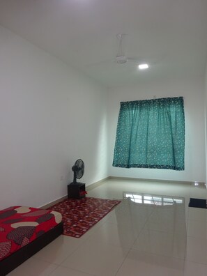 House, 4 Bedrooms