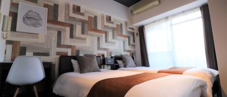 Habitación con 2 camas individuales (2 Single beds) | Escritorio, espacio para trabajar con laptop y wifi gratis