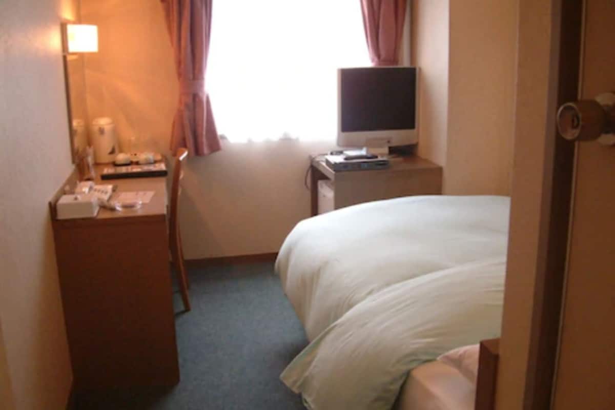 Down duvets, free WiFi